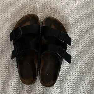 💁‍♂️💁‍♀️UNISEX Birkenstock Black Sandals